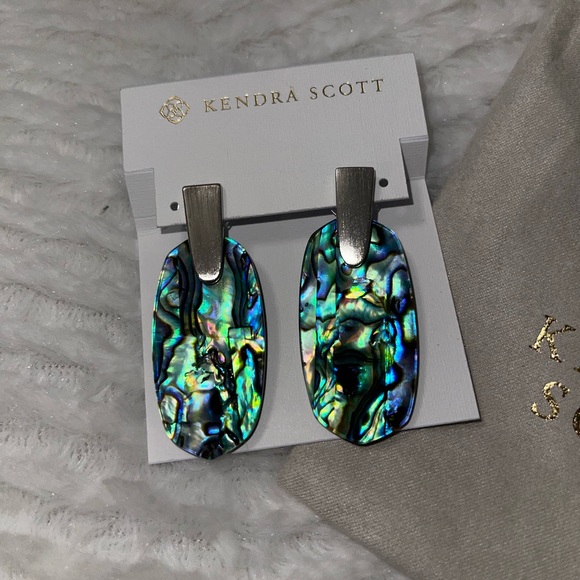 NWT Silver Aragon Earrings in Abalone Shell - Picture 3 of 5